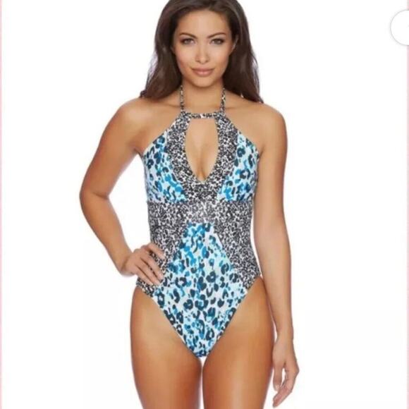 NWT * SPLENDID One Piece Halter Swimsuit in Tropic Spots One - Picture 1 of 13